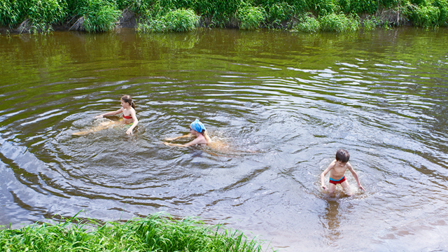 Recomendaciones a seguir este verano por los bañistas en las zonas no autorizadas para el baño de los ríos y embalses de Castilla y León